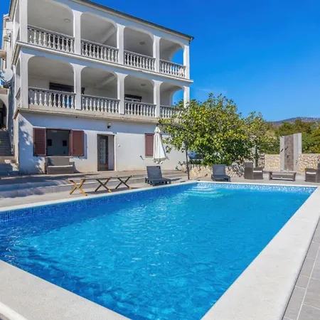 וילה Serenata Pool Novi Vinodoski By Guide